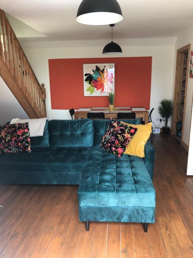 Hilltop House Is A Welcoming 2 Bedroom Property Matlock  Exterior foto